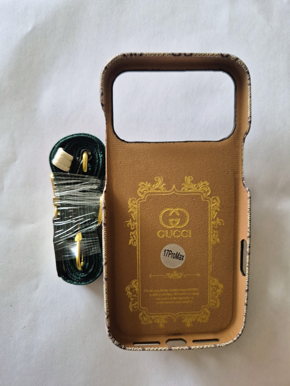 17 pro max Gucci Monogram Stripe Phone Case with Card Pocket - Picture 5 of 6